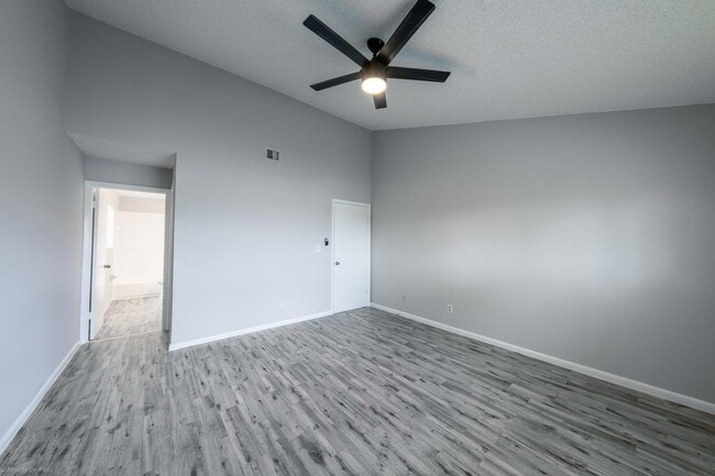 Building Photo - 3401 NW 44th St