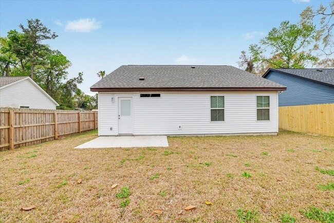 Building Photo - 37 Haida Trail