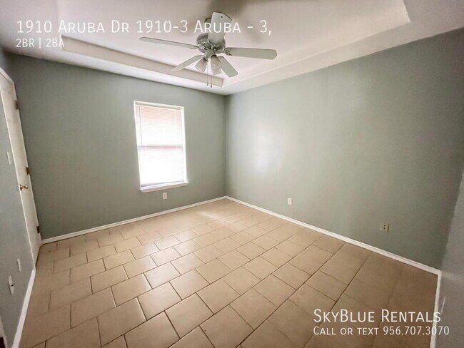 Building Photo - 1910 Aruba Dr