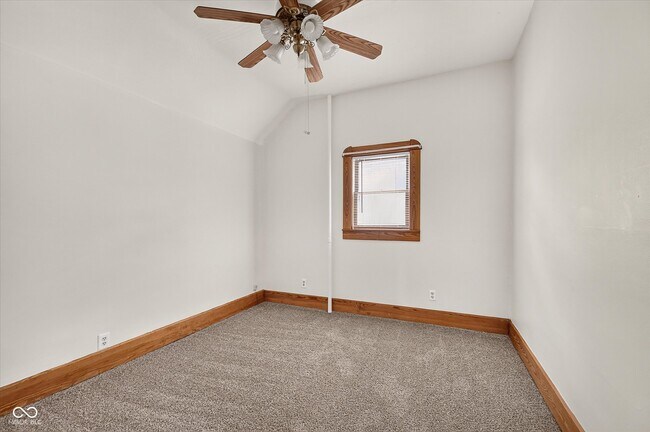 Building Photo - 456 N Centennial St