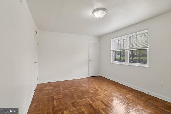 Building Photo - 500 Tennessee Ave NE