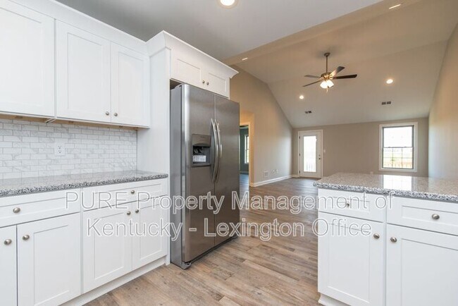 Building Photo - 720 Leeward Ct