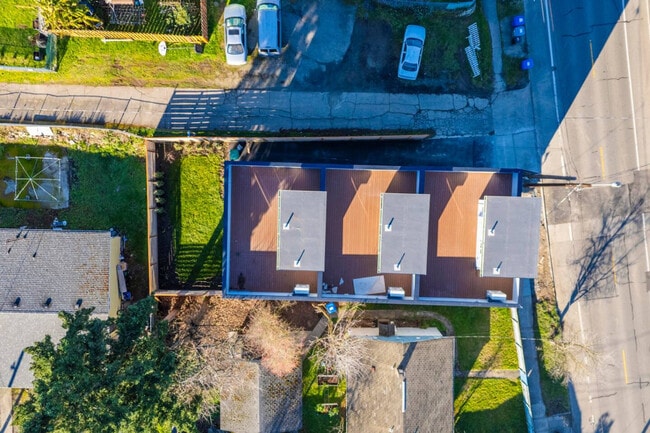 Building Photo - 7719 Renton Ave S