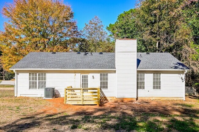 Building Photo - 270 Lazy Hollow Ln