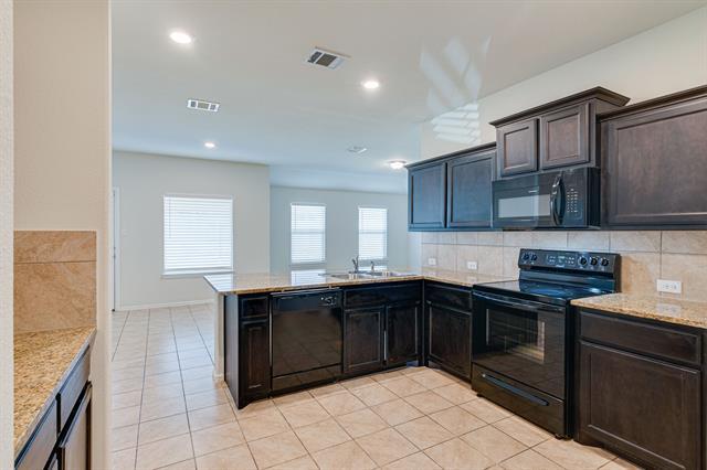 Building Photo - 9345 Herringbone Dr