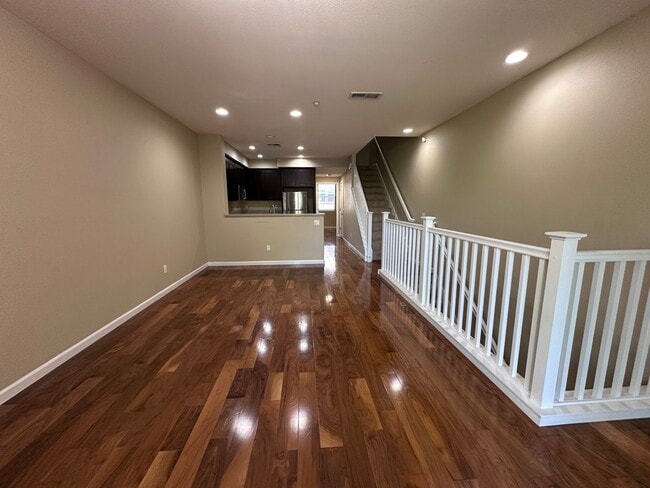 Building Photo - 3/3 Tri Level Berryessa Beauty is ready for YOU!