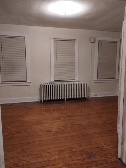 Building Photo - 41 S Water St