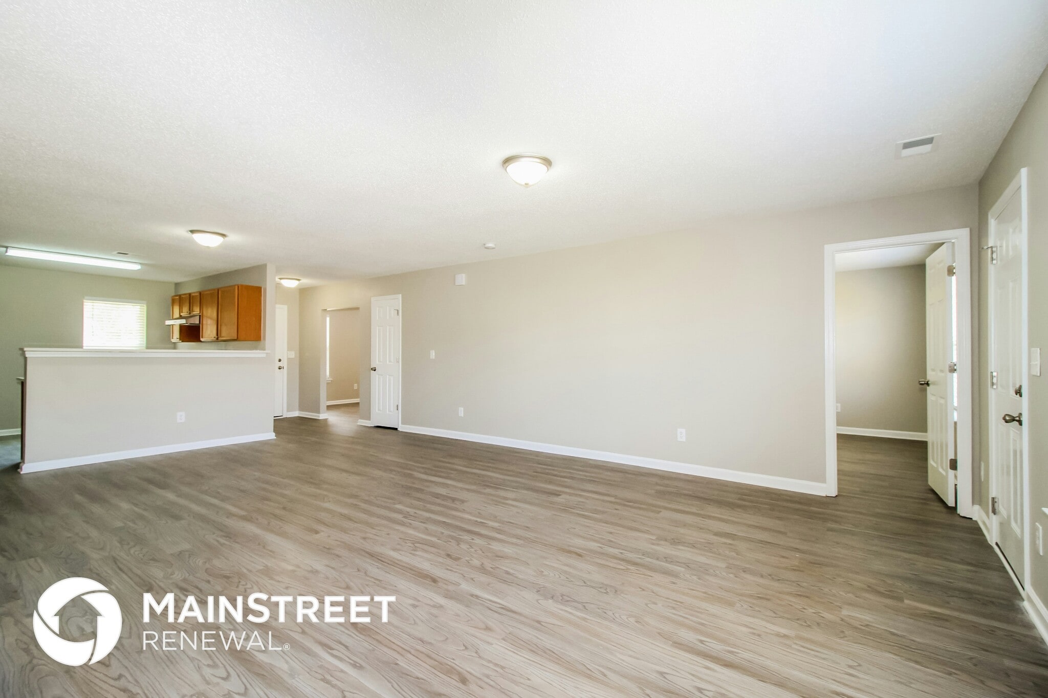 Building Photo - 484 Bedford Knoll Dr