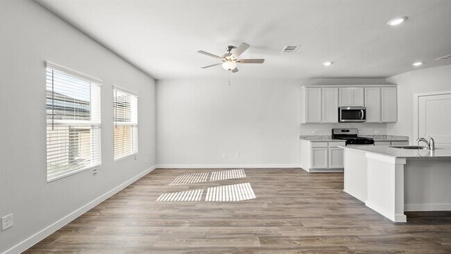Building Photo - 25207 Leather Leaf Ct