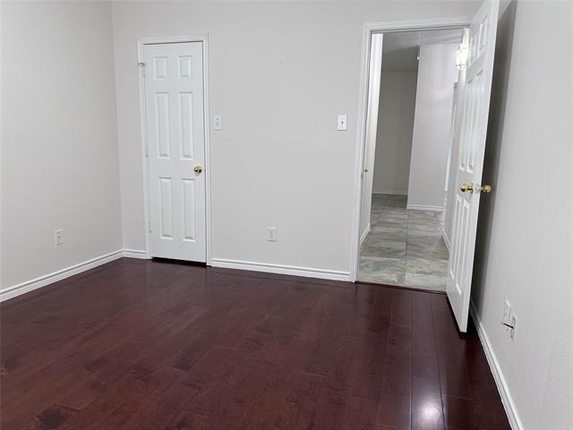 Building Photo - 2514 Chapel Hill Dr