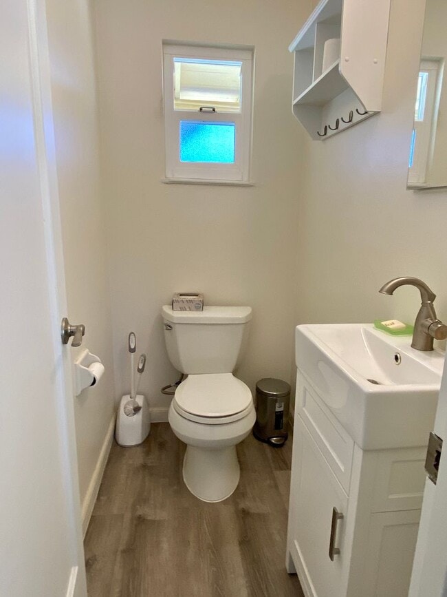 Building Photo - Charming House on 1/3 acre in El Quito Neighborhood!