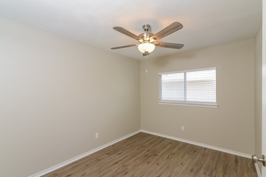 Building Photo - 438 Wiggins Creek