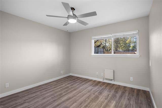 Building Photo - 2302 Valleywood Dr