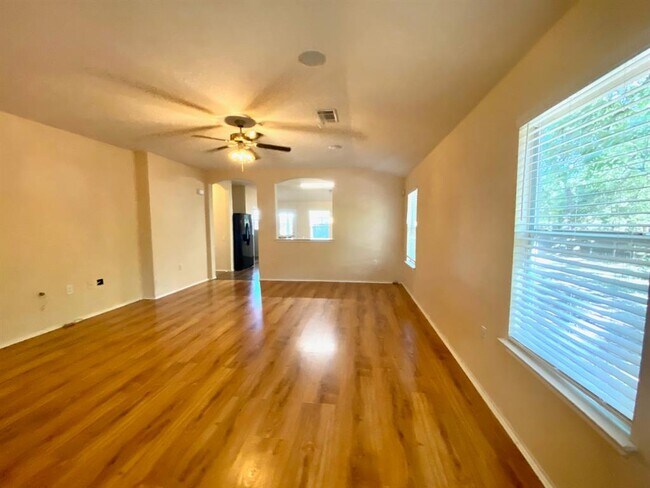 Building Photo - 9000 Spiceland Cir