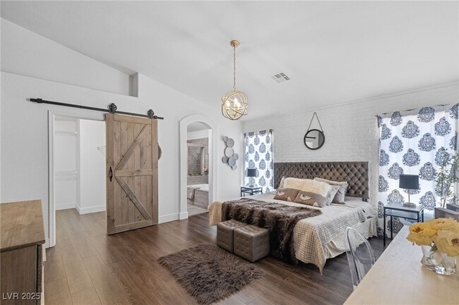 Building Photo - 3185 Castle Canyon Ave