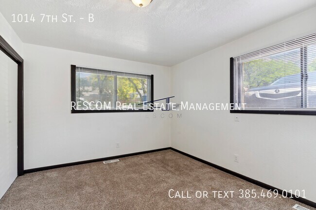 Building Photo - 1014 7th St