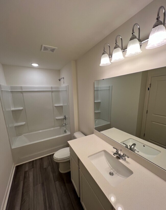 Building Photo - 604 Scarlett Maple St