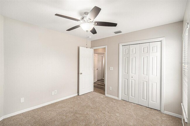 Building Photo - 2631 Allwood Ave