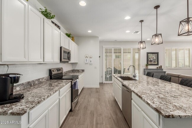 Building Photo - 24970 N 172nd Ave