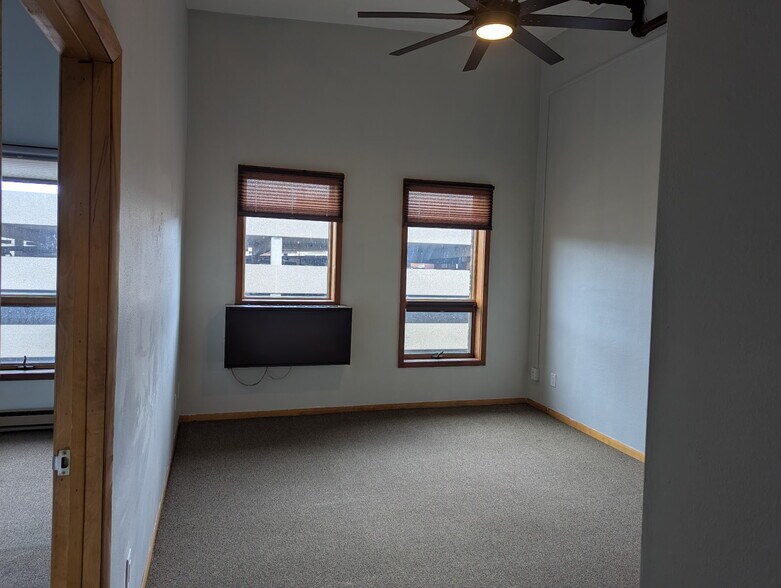 Building Photo - 222 Jay St