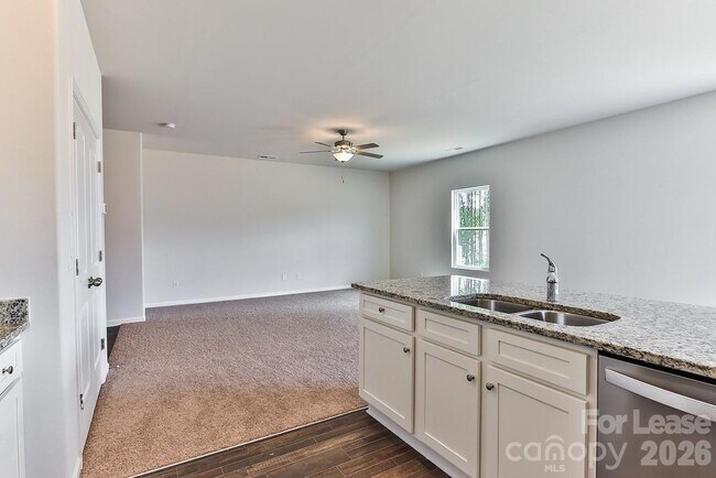 Building Photo - 6136 Ahoskie Dr