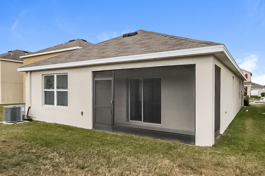 Building Photo - 10213 Mangrove Well Rd