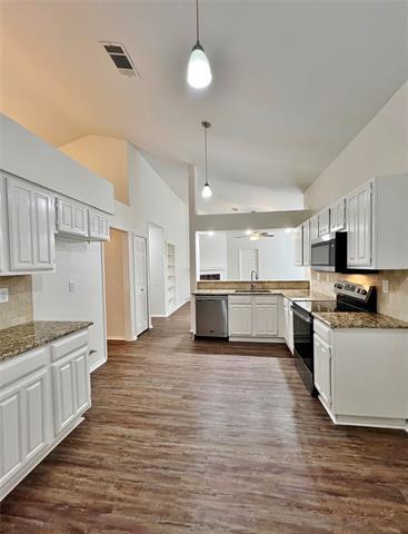 Building Photo - 1028 Whitewater Trail