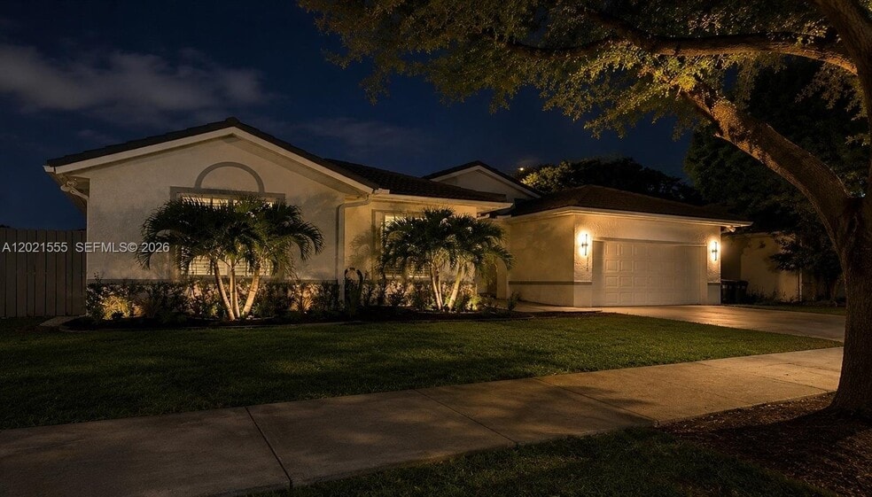 Building Photo - 15840 SW 151st Terrace