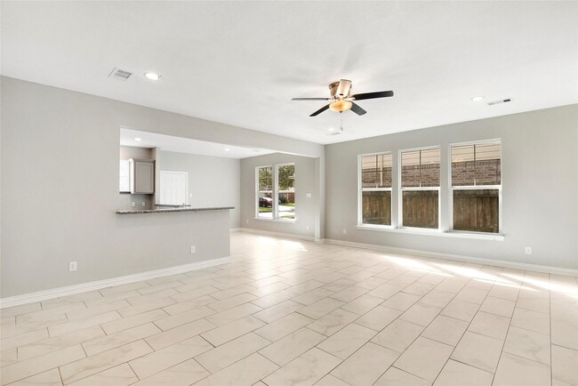 Building Photo - 7638 Bronze Trail Dr