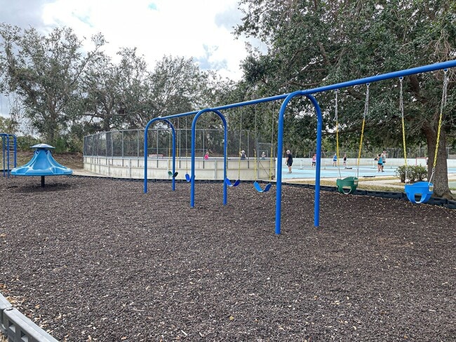 Building Photo - 3BD/2BA/3 Car Garage in Stoneybrook