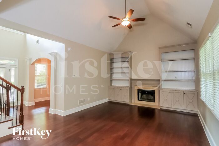 Building Photo - 605 Homestead Dr