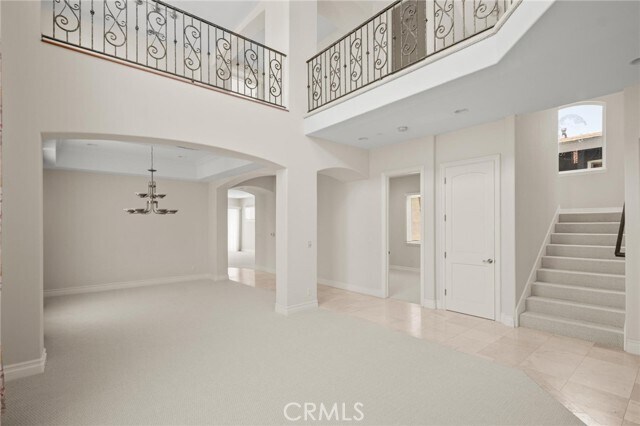 Building Photo - 711 N Paulina Ave