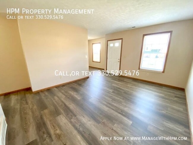 Building Photo - 2525 Zircon St NE