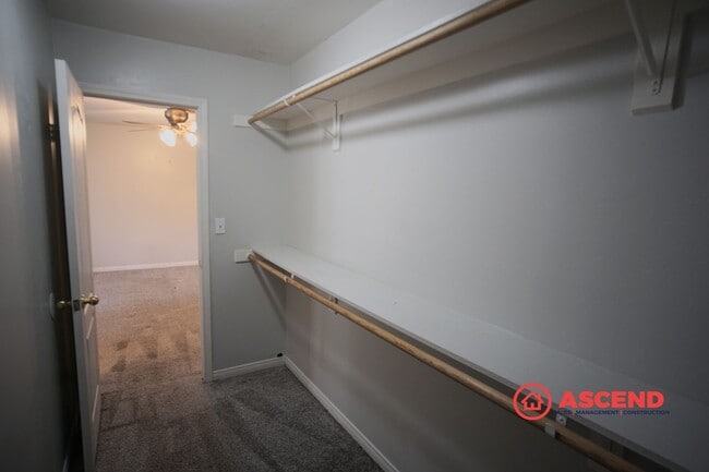 Building Photo - Beautiful Home in Northwest Bakersfield!