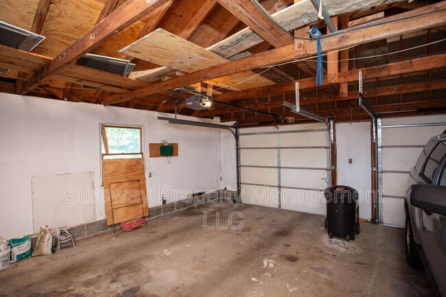 Building Photo - 901 Kresson Rd