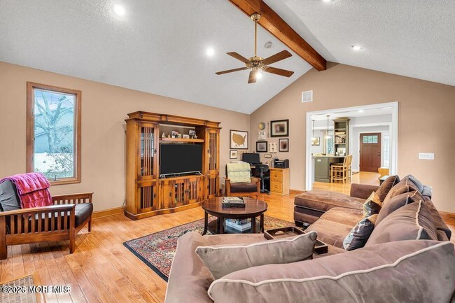 Building Photo - 1923 Whitesville Rd