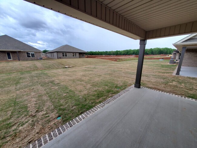 Building Photo - 120 Sublett Dr