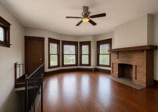 Building Photo - 1042 Elmwood Ave