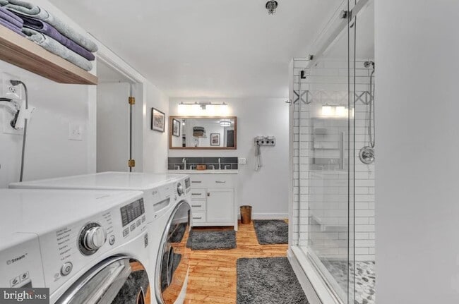 Building Photo - 428-40 N 13th St