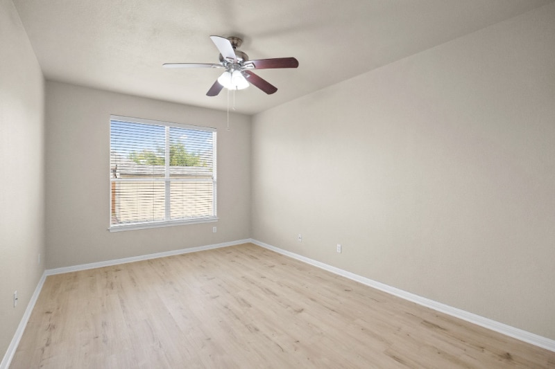 Building Photo - 13713 Glen Mark Dr