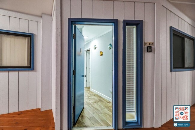 Building Photo - Coastal Villa With Ocean Views – Fully Furnished - SPECIAL