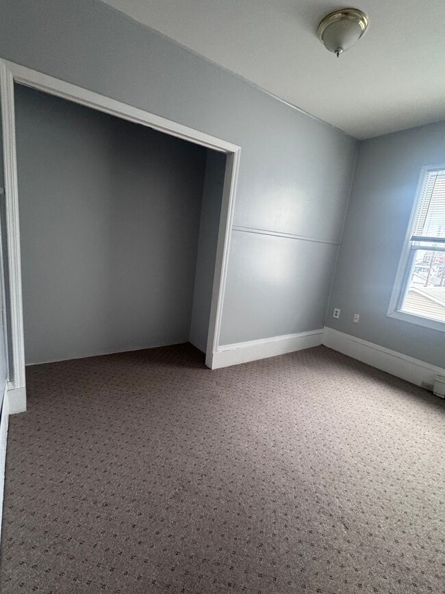 Building Photo - 218 Delaware Ave