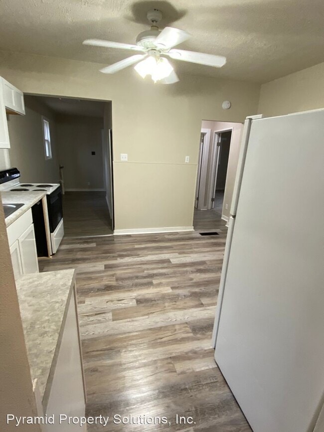 Building Photo - 3 br, 1.5 bath House - 109 S Attica Rd