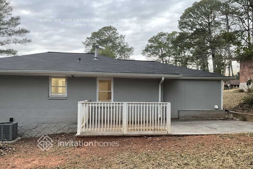 Building Photo - 1978 Glendale Dr