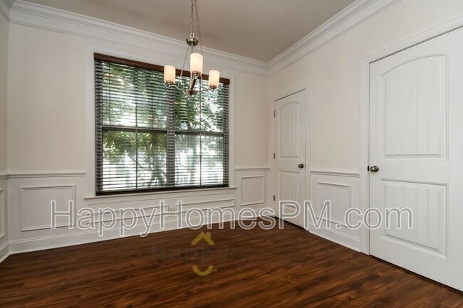 Building Photo - 5194 Celtic Dr