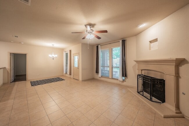 Building Photo - 12713 Diamond Peak Dr