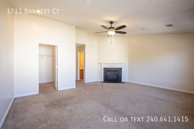 Building Photo - 1713 Barnett Ct
