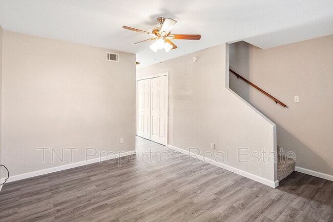 Building Photo - 2914 Prairie Flower Cir