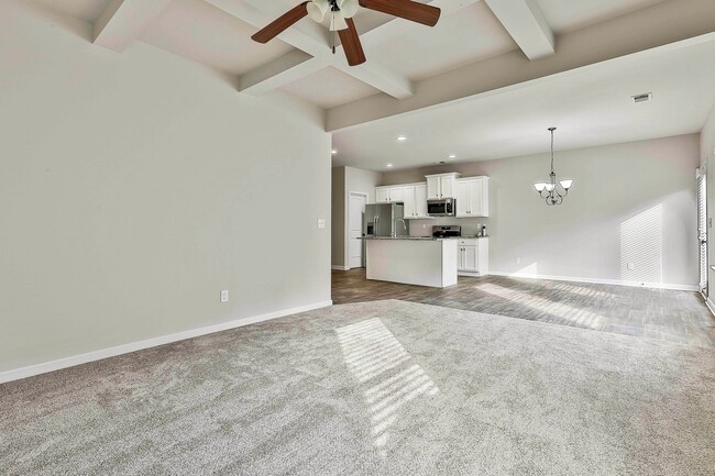 Building Photo - McDonough Home Spacious and Close to Everything!