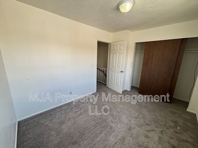 Building Photo - 1149 W 1600 N